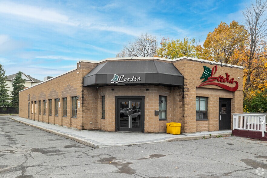Primary Photo Of 1151 Ogilvie Rd, Ottawa Restaurant For Sale
