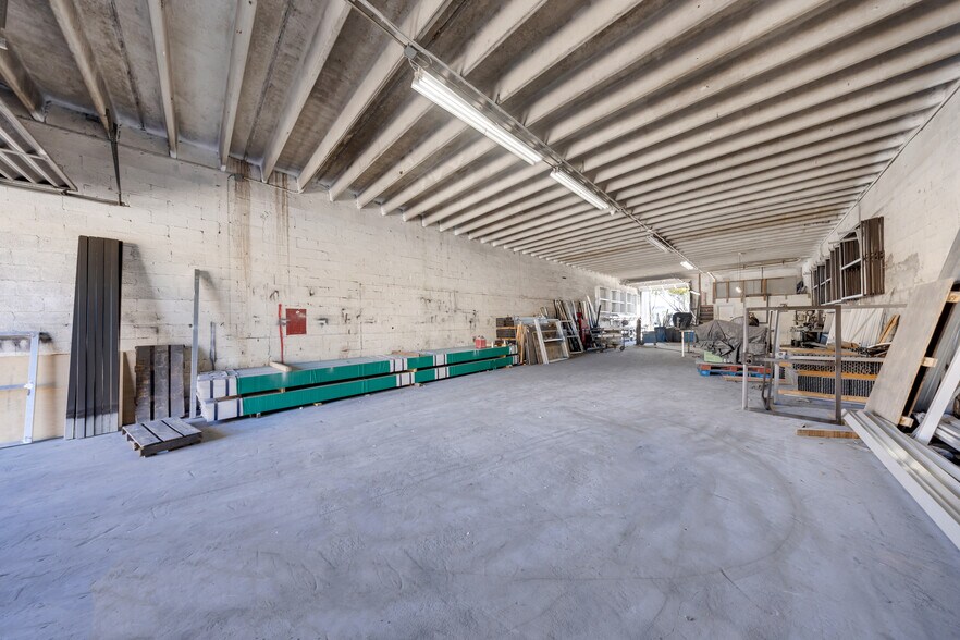 More Photos Of 2155-2255 W 10th Ct, Hialeah Warehouse For Sale