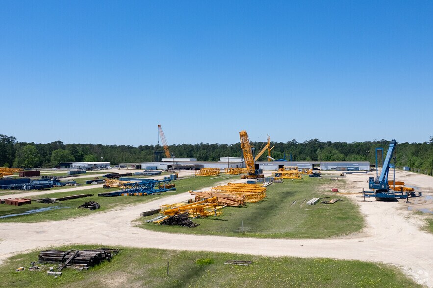 More Photos Of 10855 John Ralston Rd, Houston Warehouse For Sale