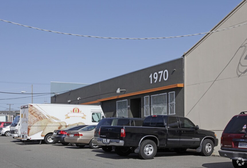 More Photos Of 1970 Carroll Ave, San Francisco Warehouse For Lease