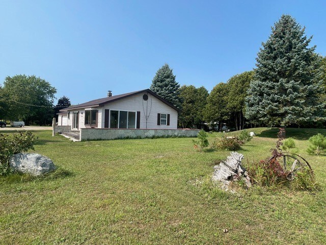 More Photos Of 7554 State Highway 42 57, Sturgeon Bay Flex For Sale