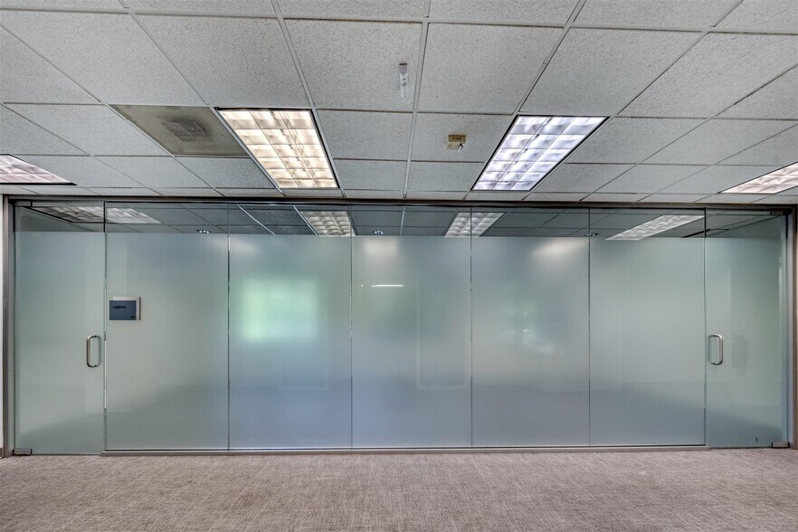 More Photos Of , Chapel Hill Office For Sale