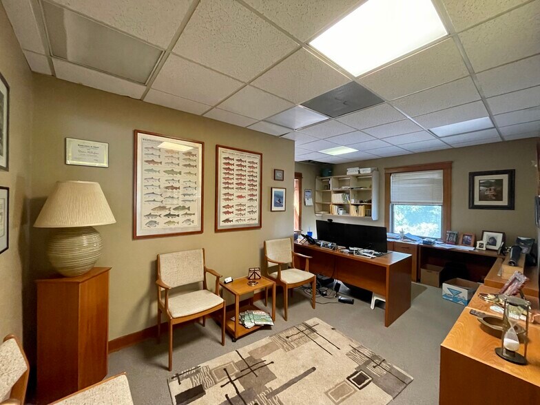 More Photos Of 18660 Sw Boones Ferry Rd, Tualatin Office For Lease