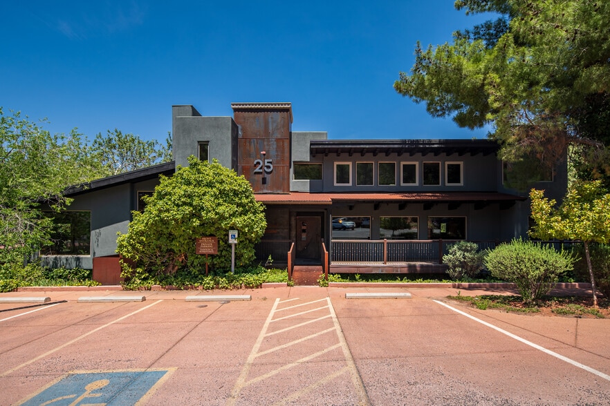 More Photos Of 25 Schnebly Hill Rd, Sedona Freestanding For Sale