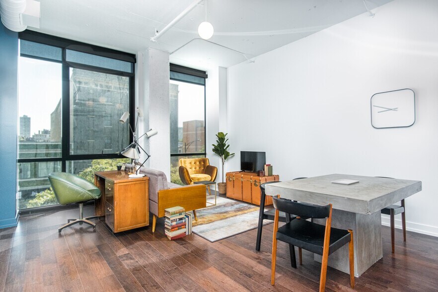 More Photos Of 5050 N Broadway St, Chicago Apartments For Lease