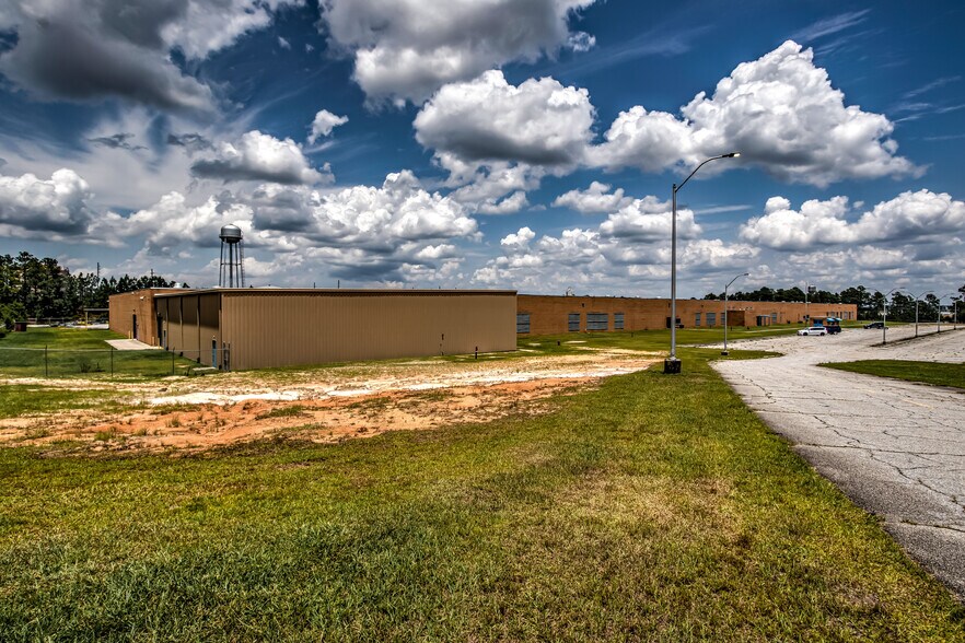 More Photos Of 418 Ascauga Lake Rd, Graniteville Manufacturing For Lease
