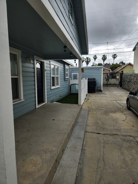 More Photos Of 1706 Sherman Pl, Long Beach Apartments For Sale