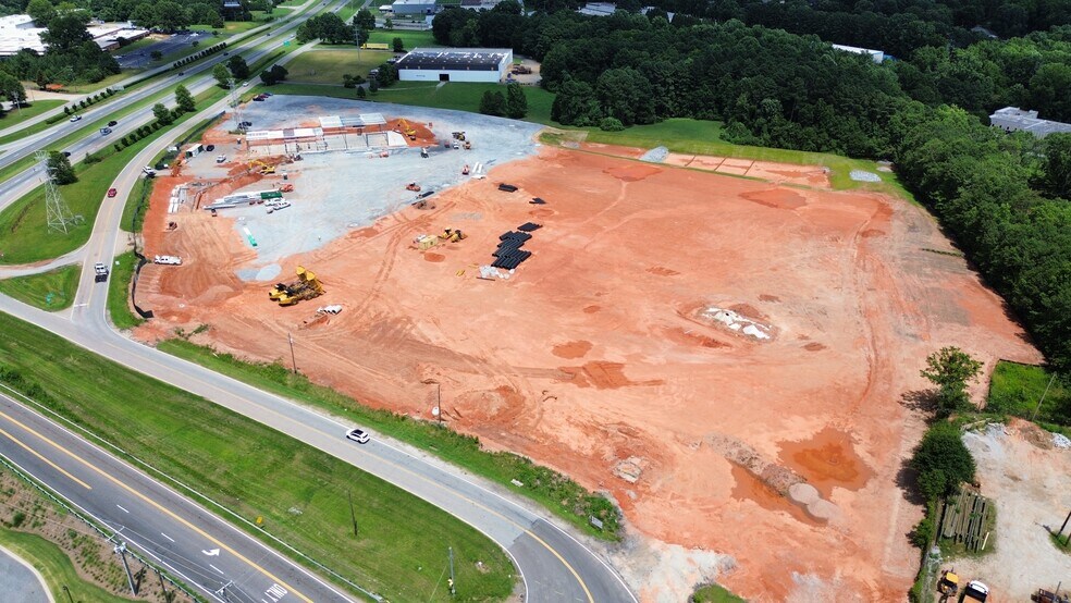 More Photos Of 1095 Simuel Rd, Spartanburg Warehouse For Lease