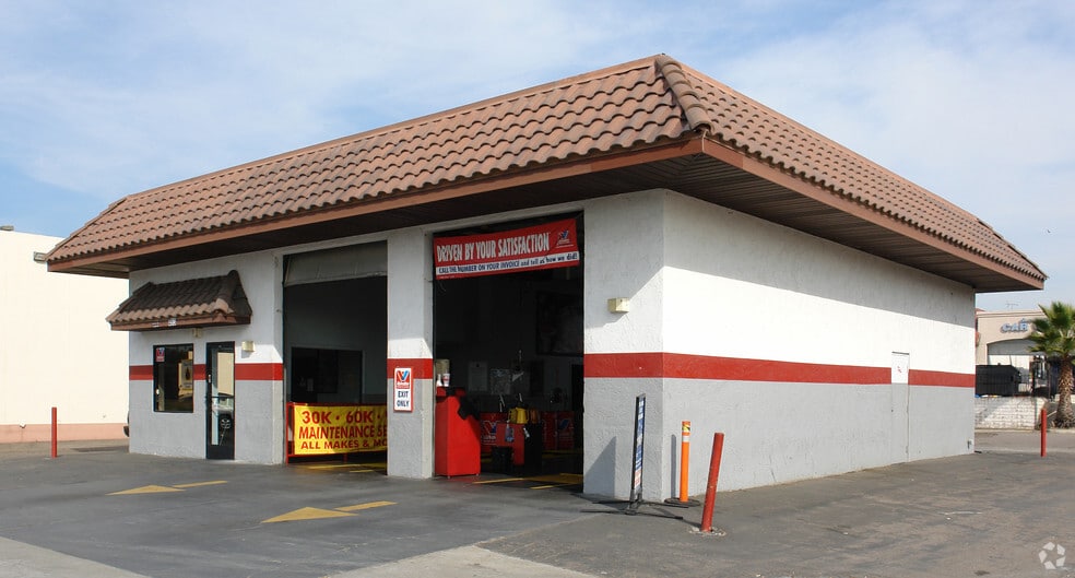 More Photos Of 661 Sweetwater Rd, Spring Valley Unknown For Lease