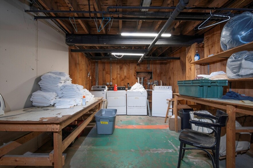 More Photos Of 40 The Common, Chester Hotel For Sale