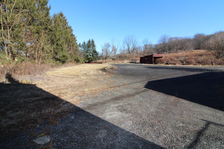 More Photos Of 50 County Road 639, Bloomsbury Specialty For Lease