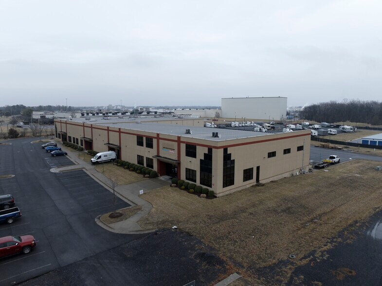 Primary Photo Of 131 Frogale Ct, Winchester Light Distribution For Lease