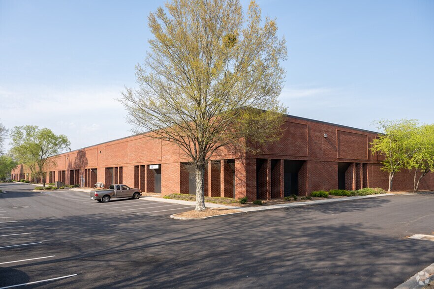 More Photos Of 675 Progress Center Ave, Lawrenceville Warehouse For Lease