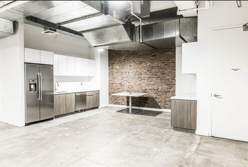 More Photos Of 330 Seventh Ave, New York Office For Lease