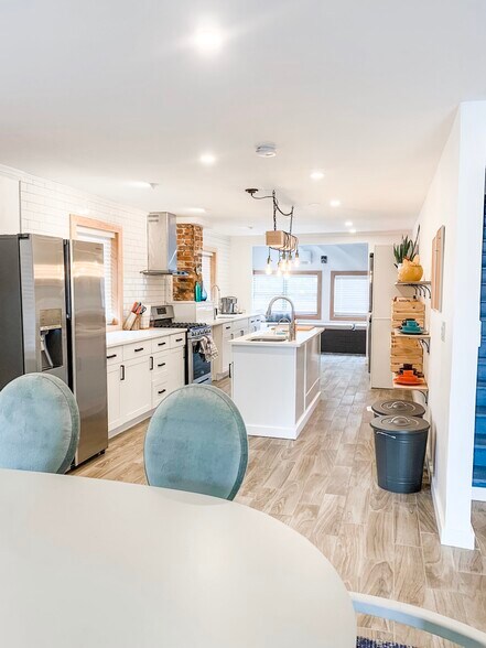 More Photos Of 2440 9th Ave S, Saint Petersburg Apartments For Sale