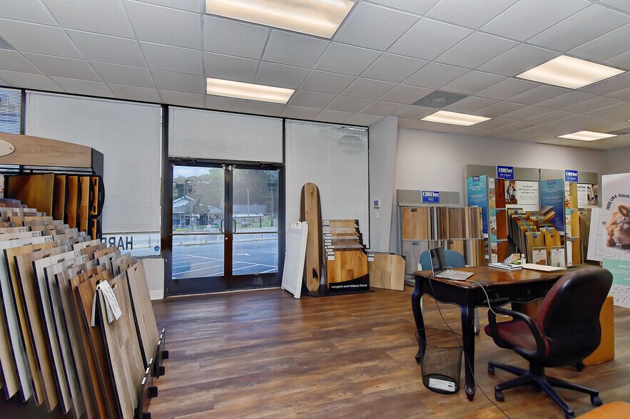 More Photos Of 1600 N Main St, Kannapolis Showroom For Sale