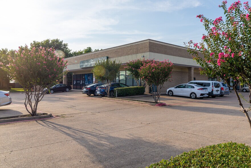 More Photos Of 2414 W University Dr, McKinney Unknown For Lease