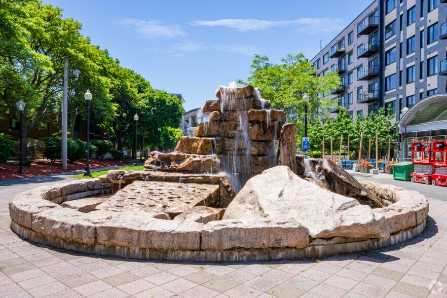 More Photos Of 2-10 Maverick Sq, Boston Apartments For Lease