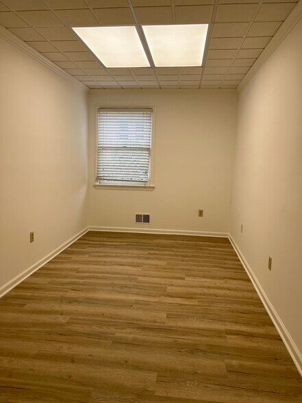 More Photos Of 190 North Ave E, Cranford Medical For Lease