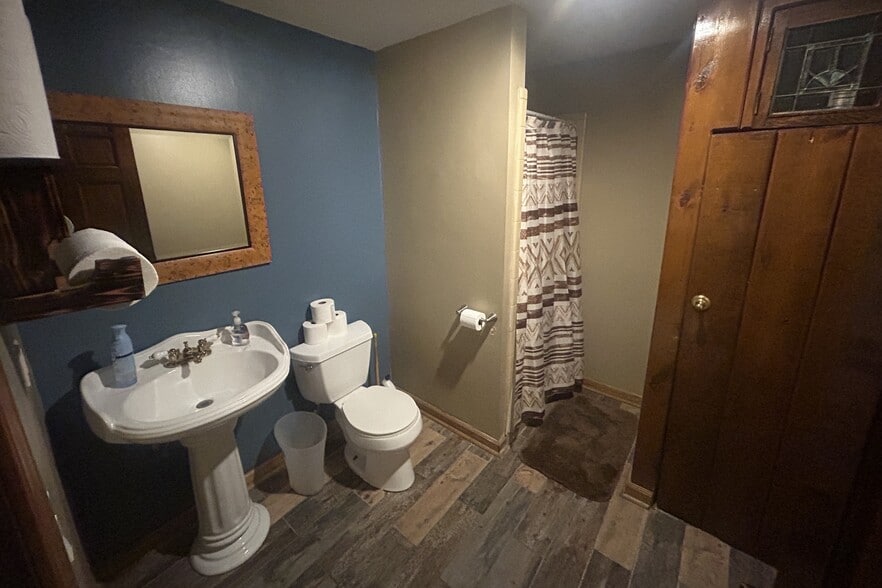 More Photos Of 2808 Azalea Pl, Nashville Loft Creative Space For Sale