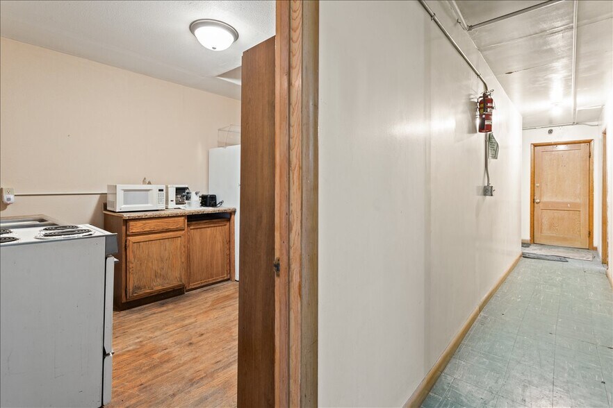 More Photos Of 19 N Main St, Tioga Bar For Sale