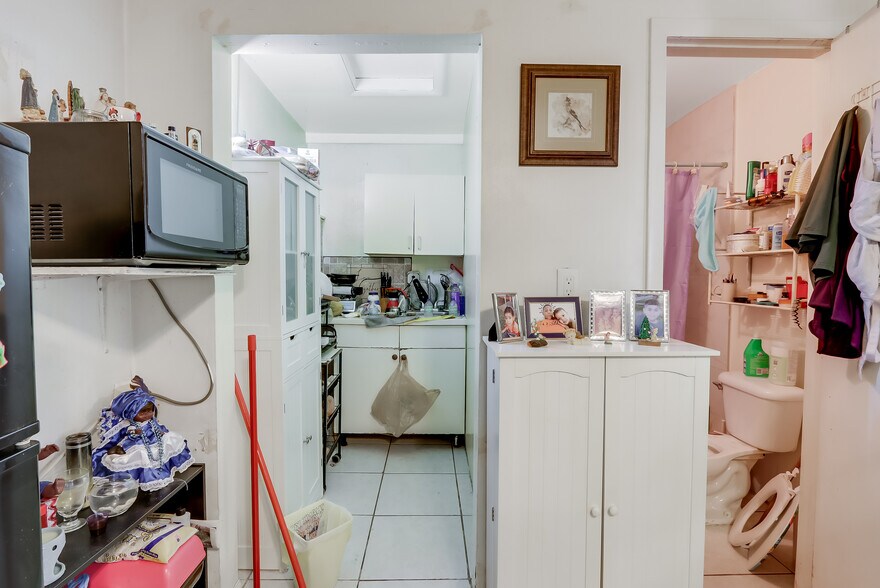 More Photos Of 2120 Sw 5th St, Miami Apartments For Sale