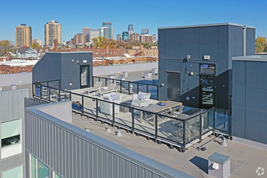 More Photos Of 2015 Lyndale Ave, Minneapolis Apartments For Sale