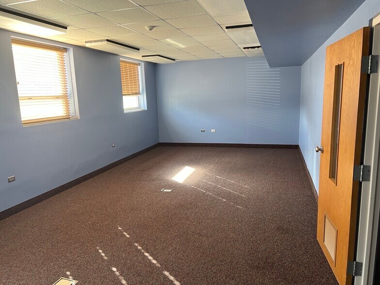 More Photos Of 110 6th Ave SE, Aberdeen Office For Lease