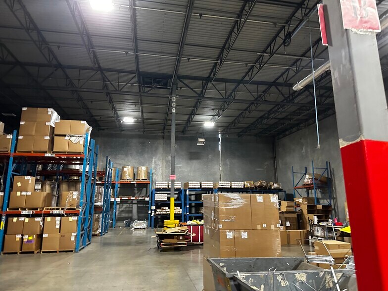 More Photos Of 3500 Flanders Dr, Ardmore Distribution For Lease