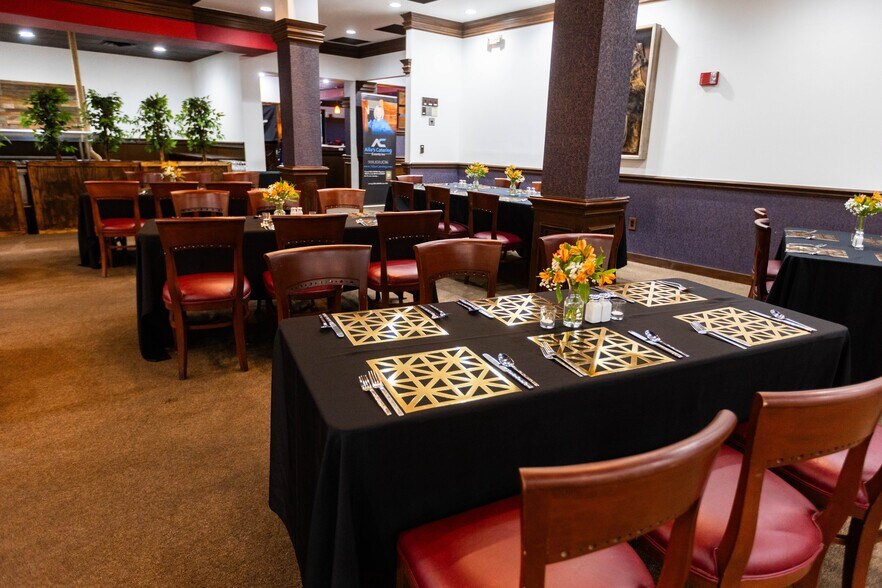 More Photos Of 6263 State Highway 66, Tulsa Restaurant For Sale