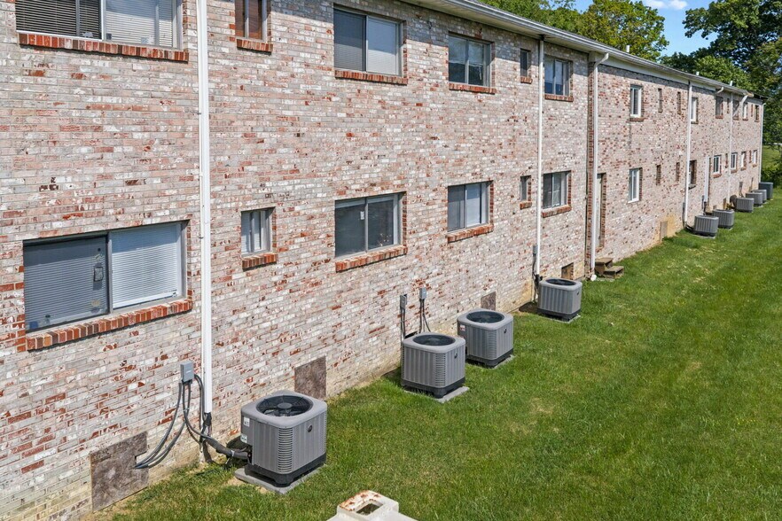 More Photos Of 707 Carter Sells Rd, Johnson City Apartments For Sale