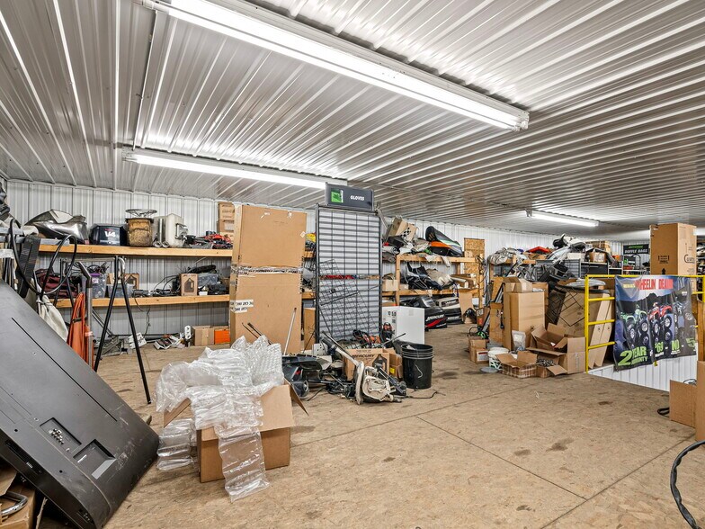 More Photos Of 2335 W Main St, Red Wing Auto Repair For Sale