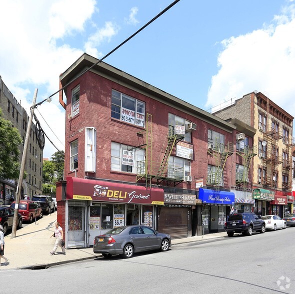 Primary Photo Of 15 Palisade Ave, Yonkers Storefront Retail Residential For Lease