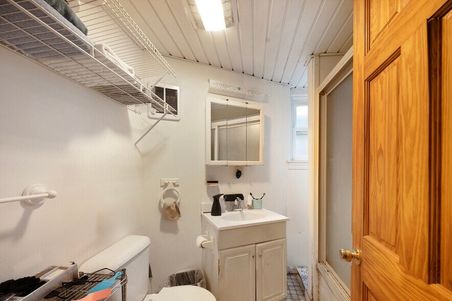 More Photos Of 186 Summit St, Pawtucket Apartments For Sale