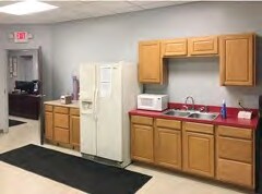 More Photos Of 100 Arentzen Blvd, Charleroi Service For Lease