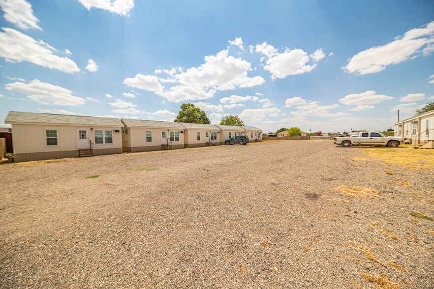 More Photos Of 4301 S County Road 1135, Midland Specialty For Sale