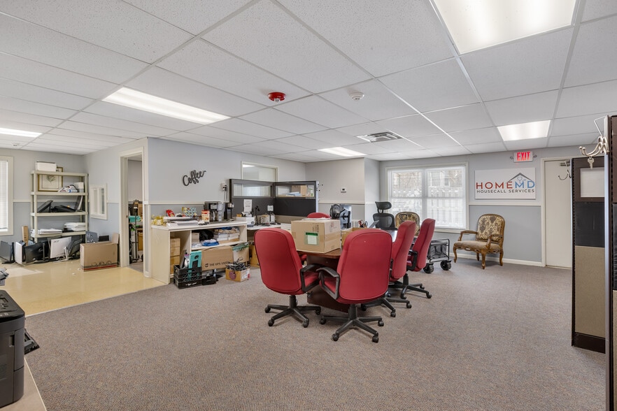 More Photos Of 5758 Cooley Lake Rd, Waterford Daycare Center For Sale