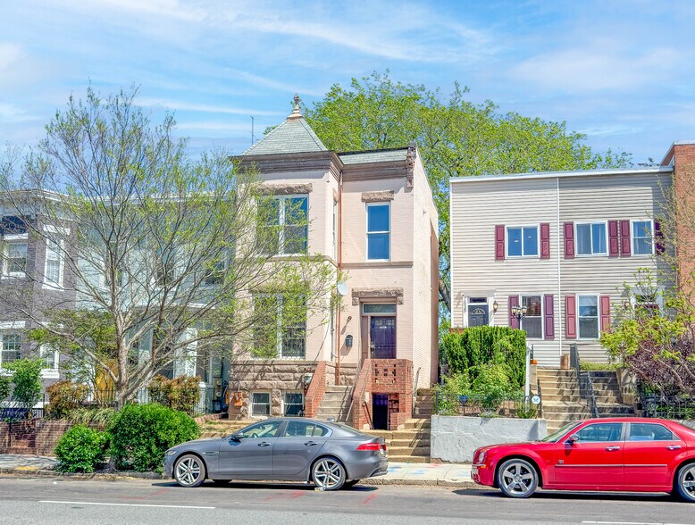 More Photos Of 1527 6th St NW, Washington Multifamily For Sale