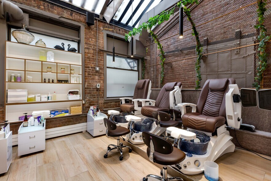 More Photos Of 345 Greenwich St, New York Apartments For Sale