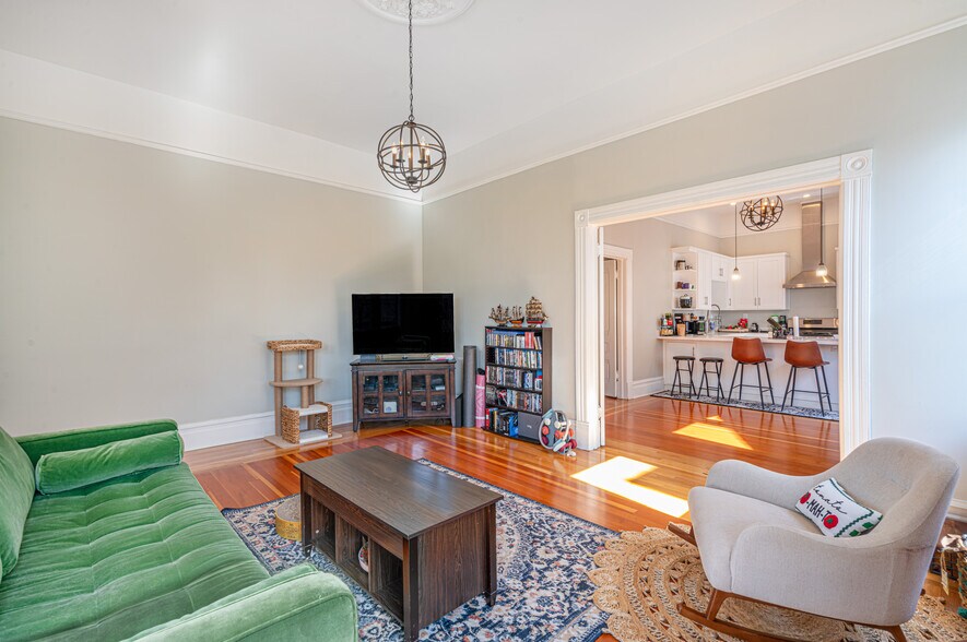 More Photos Of 418 Humboldt St, Santa Rosa Apartments For Sale