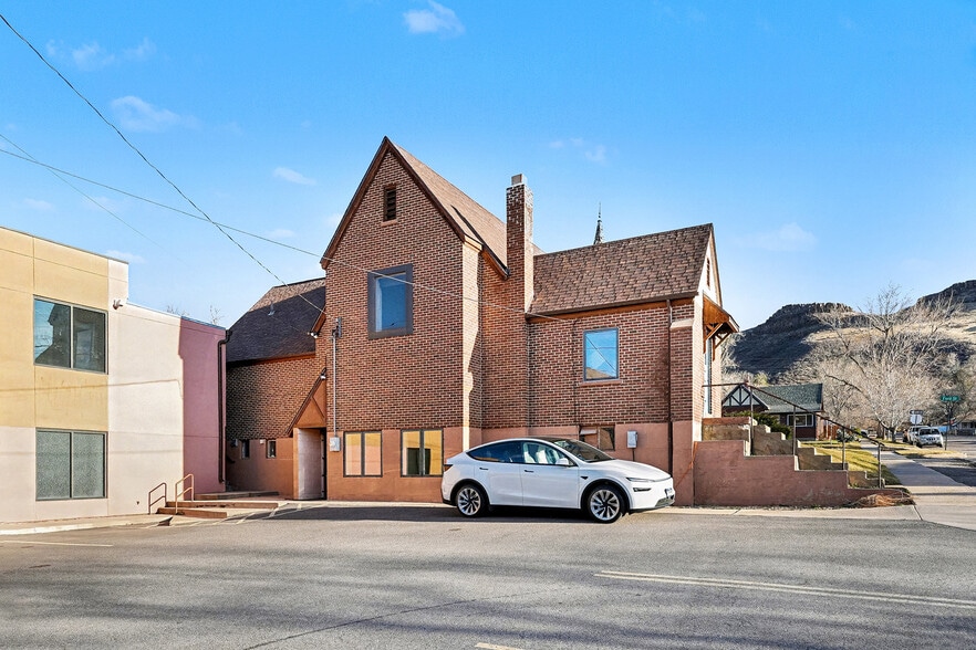 More Photos Of 1950 Ford St, Golden Loft Creative Space For Sale