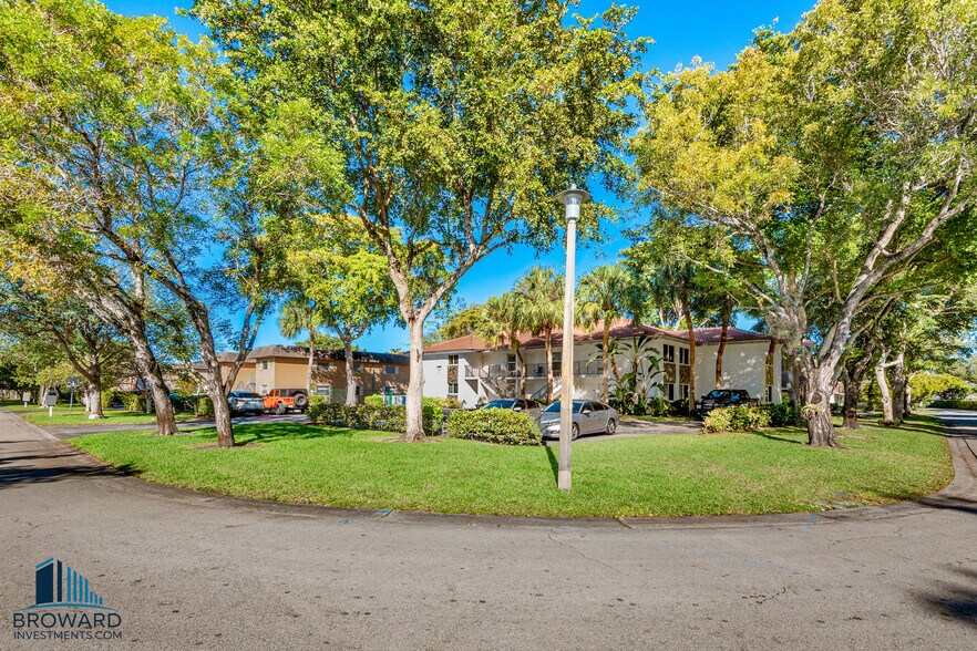 More Photos Of 10201 NW 35th St, Coral Springs Multifamily For Sale