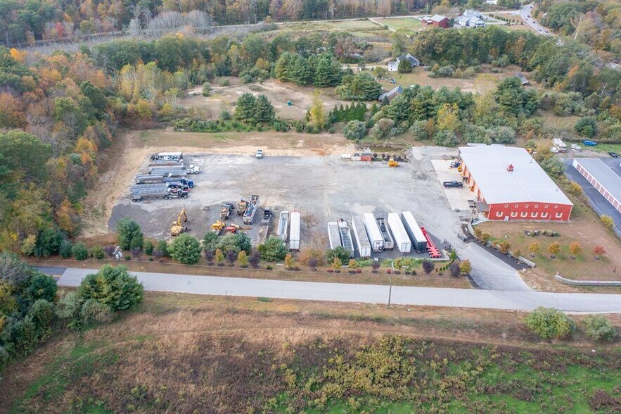 More Photos Of 4 Nora Ln, Pomfret Center Warehouse For Sale