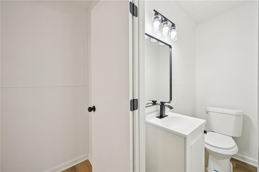 More Photos Of 4421 Lee Rd, Snellville Apartments For Sale