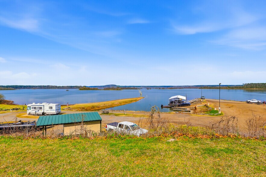 More Photos Of 16851 State Highway 155 N, Ore City Marina For Sale