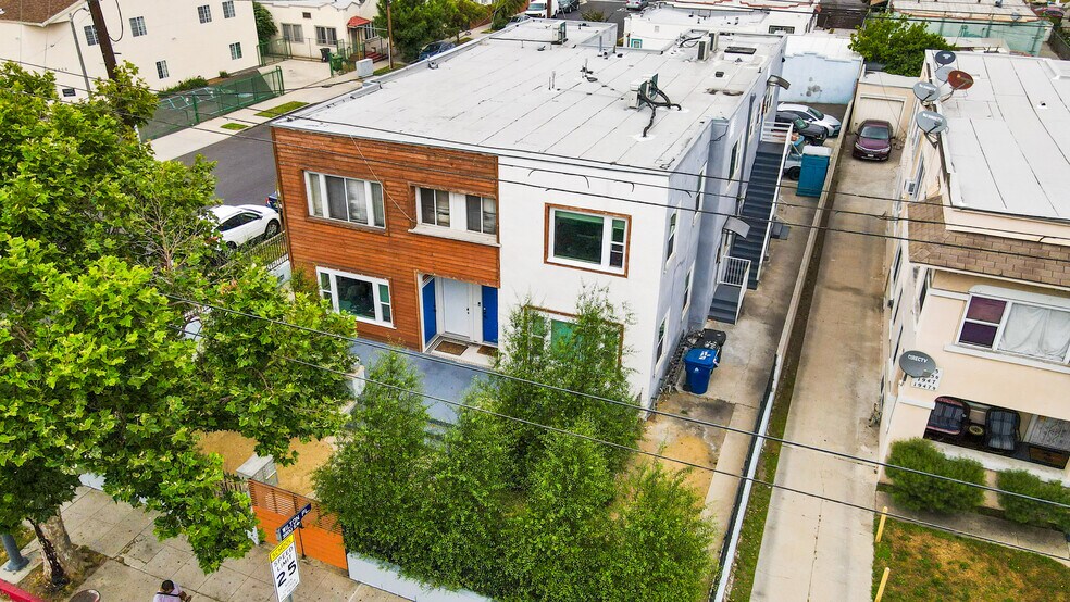 More Photos Of 3994 S Wilton Pl, Los Angeles Apartments For Sale