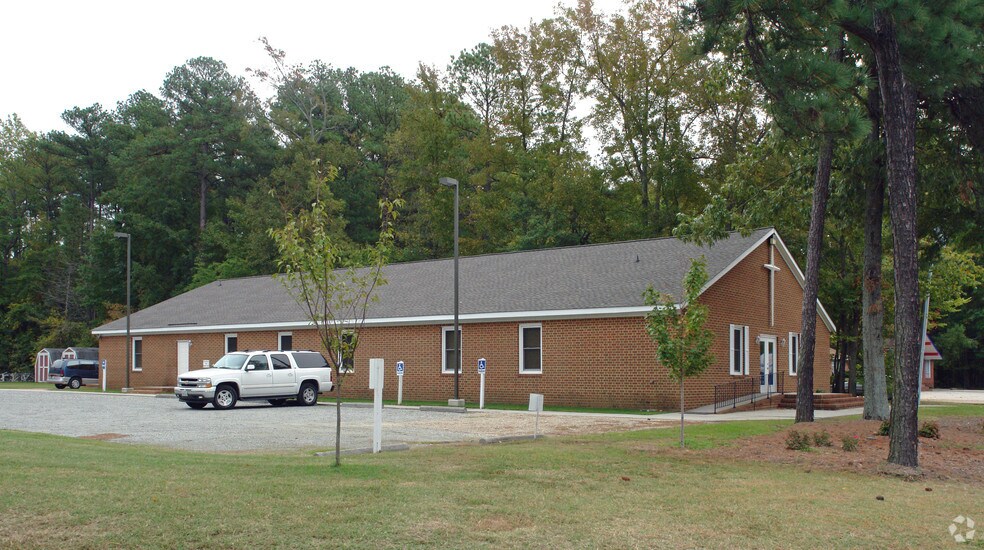 More Photos Of 7826 George Washington Mem Hwy, Yorktown Religious Facility For Sale