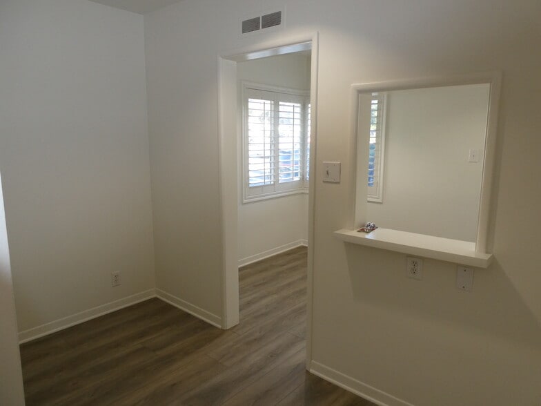 More Photos Of 835-837 N Glendale Ave, Glendale Medical For Lease