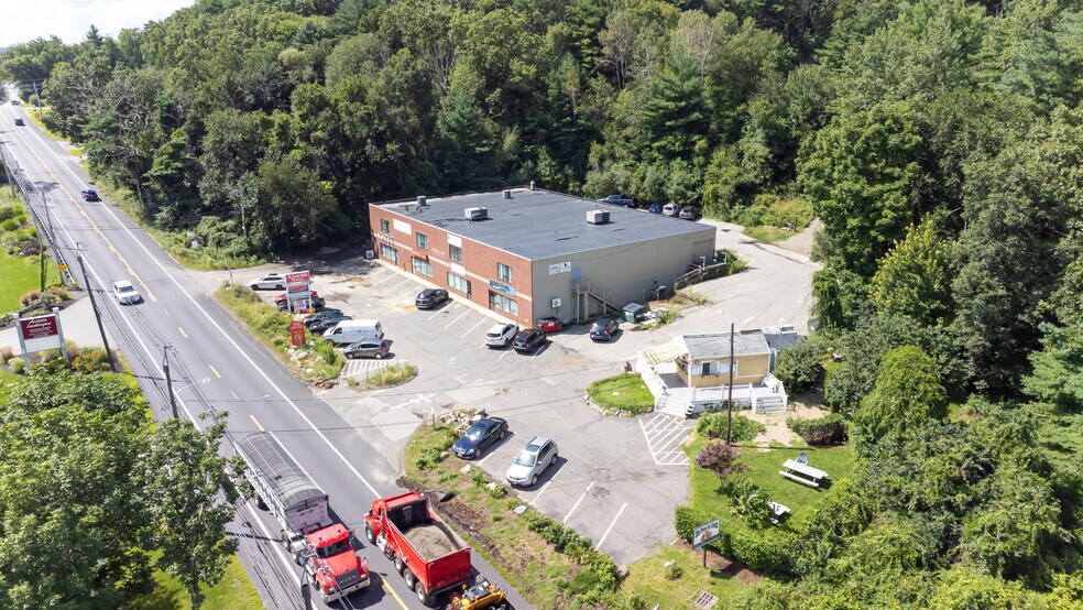 More Photos Of 116 Newburyport Tpke, Rowley Storefront Retail Office For Lease