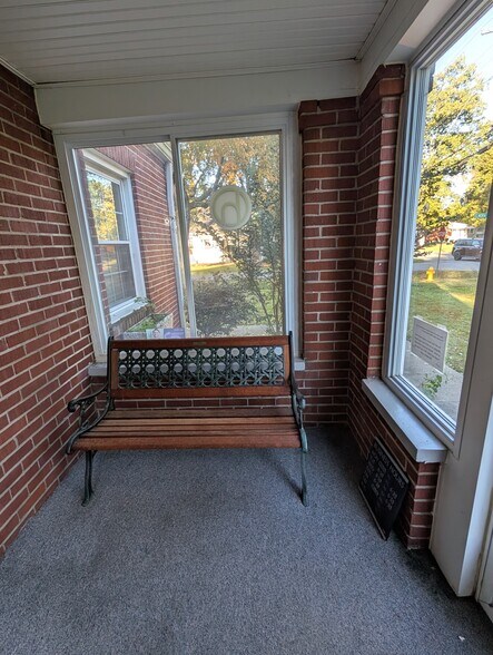 More Photos Of 4816 Greenwood Rd, Louisville Medical For Lease